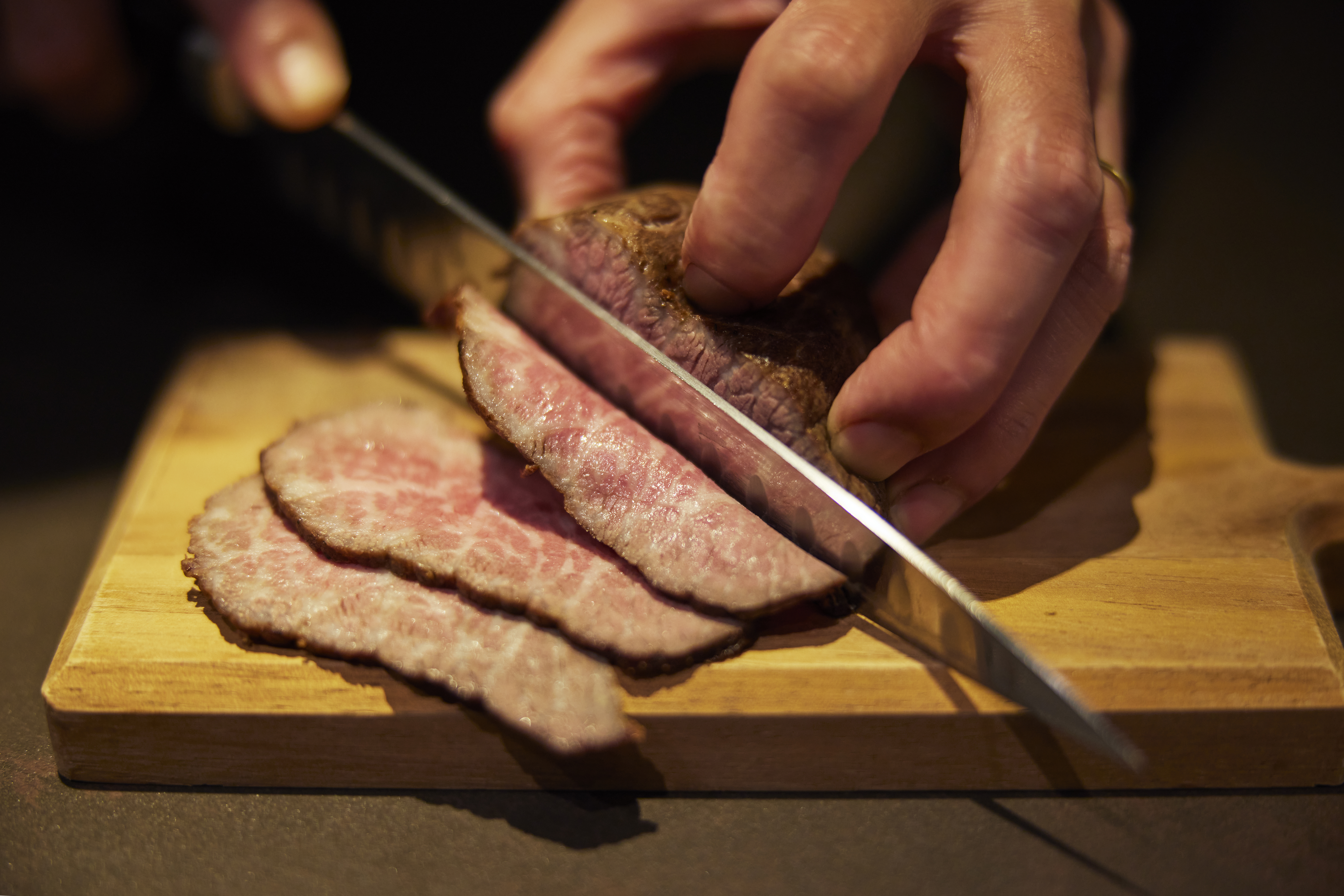 Roast beef - Thịt bò nướng tảng 